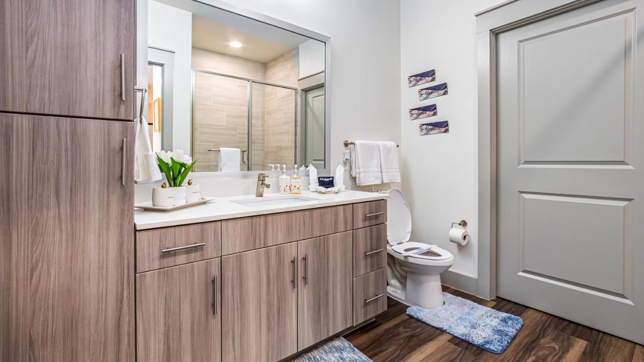 Cozy Retreat-Free Reserved Parking-Pool 애디슨 외부 사진